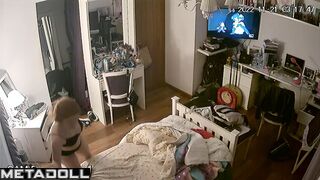 Babe stands in underwear and doesn't know that she is being watched