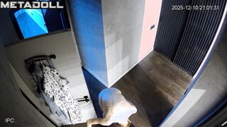 Babe is very thin and she likes it (hidden camera)