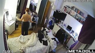Classmates paid to keep an eye on her / solo camera