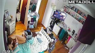 The whole school follows her naked and big ass, oops
