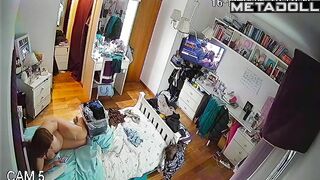 The whole school follows her naked and big ass, oops