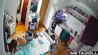 The whole school follows her naked and big ass, oops