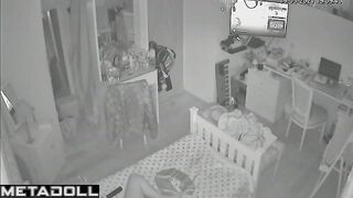 Babe was bored in the evening and decided to play solo