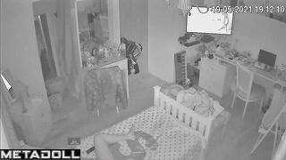Babe was bored in the evening and decided to play solo