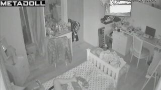Babe was bored in the evening and decided to play solo