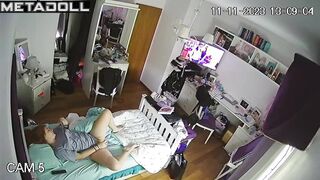 She masturbates 5 times a day and can't stop, look