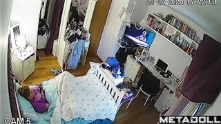 Redhead babe wants to do it non-stop / hidden camera
