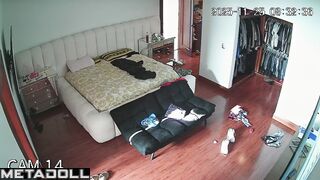 Lady with big ass got awesome orgasm from her tattooed husband