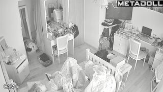 She likes to do nothing on weekends, home solo video