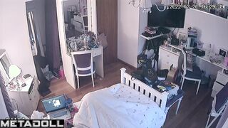 Masturbation instead of playing on the computer (solo)
