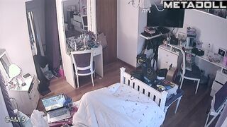 Masturbation instead of playing on the computer (solo)