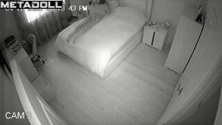 Horny lady lay on stomach and began to masturbate hot