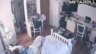 All she cares about now is cumming hot - solo video