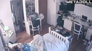 All she cares about now is cumming hot - solo video