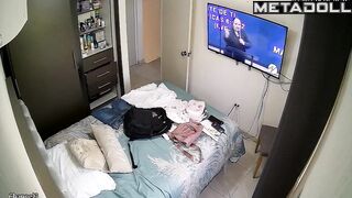 TV only works for background noise, solo bedroom video