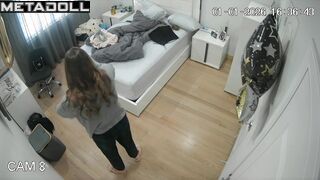Her morning routine under the observation of strangers