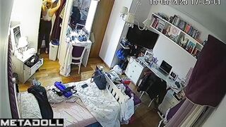Babe dressing but doesn't know she's being watched