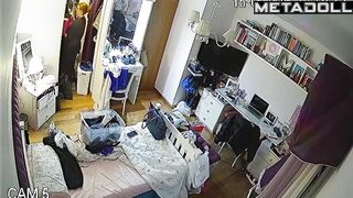 Babe dressing but doesn't know she's being watched