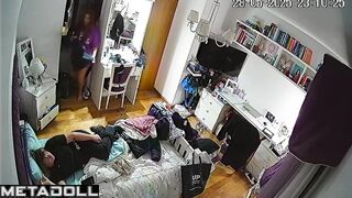 Girls chatting and discussing sexy boys, bedroom video