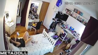 Redhead lady can't stop and masturbates all day long