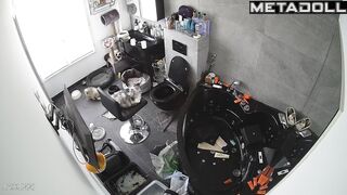 Chubby lady sat on the toilet for a long time, look