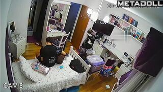 Real cool time between teens - bedroom hidden camera