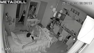 Real cool time between teens - bedroom hidden camera