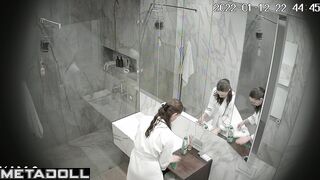 Babe likes to wash herself thoroughly and think about her lover