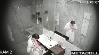 Brunette shaved her legs before husband arrived, look