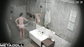 Brunette washed her wet pussy thoroughly after fuck