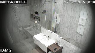 Brunette only pees in the toilet, never in the shower
