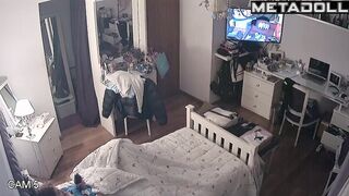 Redhead babe cums 5 times a day - solo hidden camera