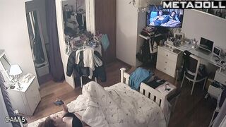 Redhead babe cums 5 times a day - solo hidden camera