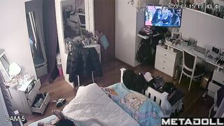 Redhead babe likes to caress her pussy before bed