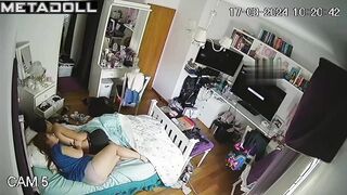 Teenagers sleeping cutely on the same bed, look now
