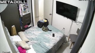 She masturbated the video call - bedroom solo tape