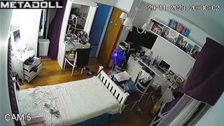 Her hands can't live without masturbation - solo tape