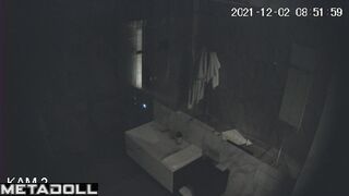 Concealed cameras witnessed all her movements, solo