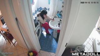 Brunette likes to sit here and relax, hidden scene