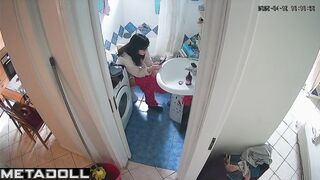 Brunette likes to sit here and relax, hidden scene