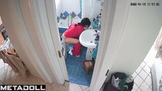 Brunette loves to relax in the shower and on the toilet, look