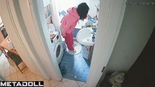 Brunette yawned and sat on the toilet - solo spy cam