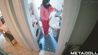 Brunette yawned and sat on the toilet - solo spy cam