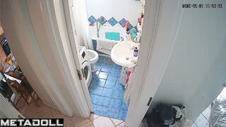 Brunette can only relax in the bathroom - spy camera