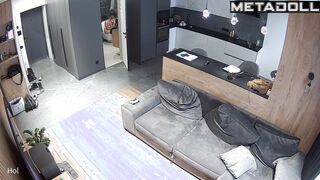 Blonde likes to pee ten times a day - hidden camera