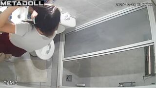 Blonde didn't like the hidden camera in the toilet