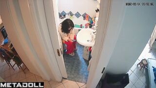 Brunette didn't like the hidden camera in the toilet
