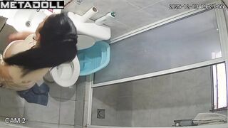 Pregnant woman peeing and people are watching her