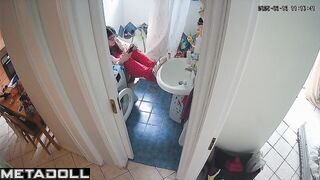 Toilet is the place for peeing and chatting, solo video