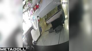 Tattooed slut does not know that her routine under the gaze of people